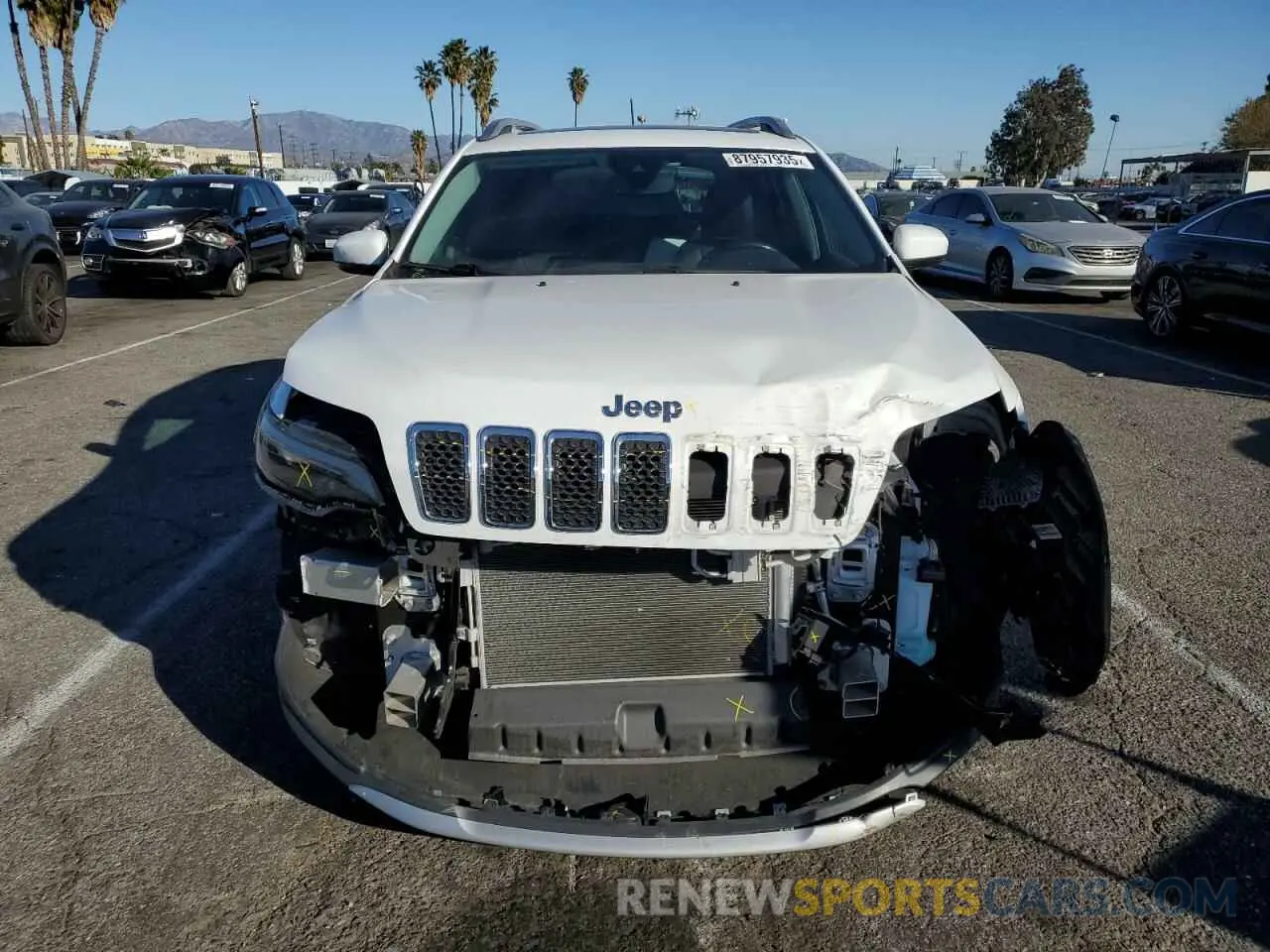5 Photograph of a damaged car 1C4PJLDB2LD542075 JEEP GRAND CHER 2020