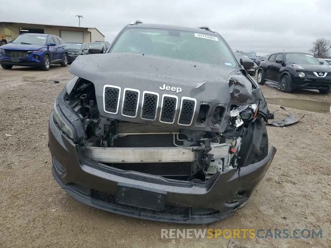 5 Photograph of a damaged car 1C4PJLLB0LD605854 JEEP GRAND CHER 2020