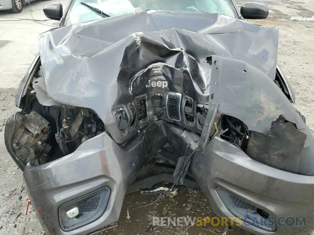 12 Photograph of a damaged car 1C4PJLLB2LD528551 JEEP GRAND CHER 2020