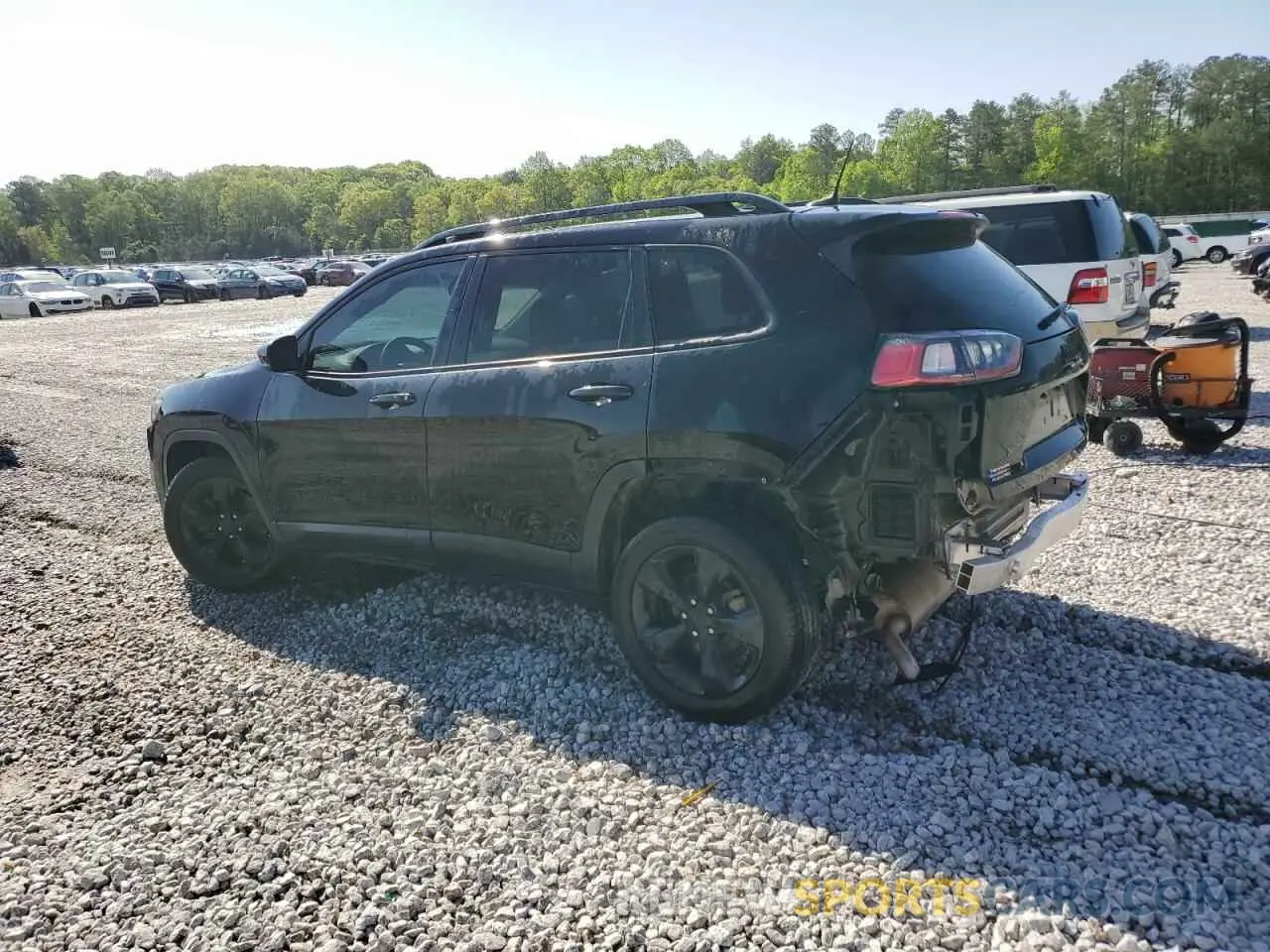 2 Photograph of a damaged car 1C4PJLLB7LD592830 JEEP GRAND CHER 2020