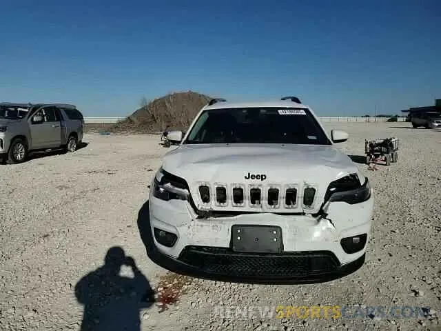 12 Photograph of a damaged car 1C4PJLLB8LD511074 JEEP GRAND CHER 2020