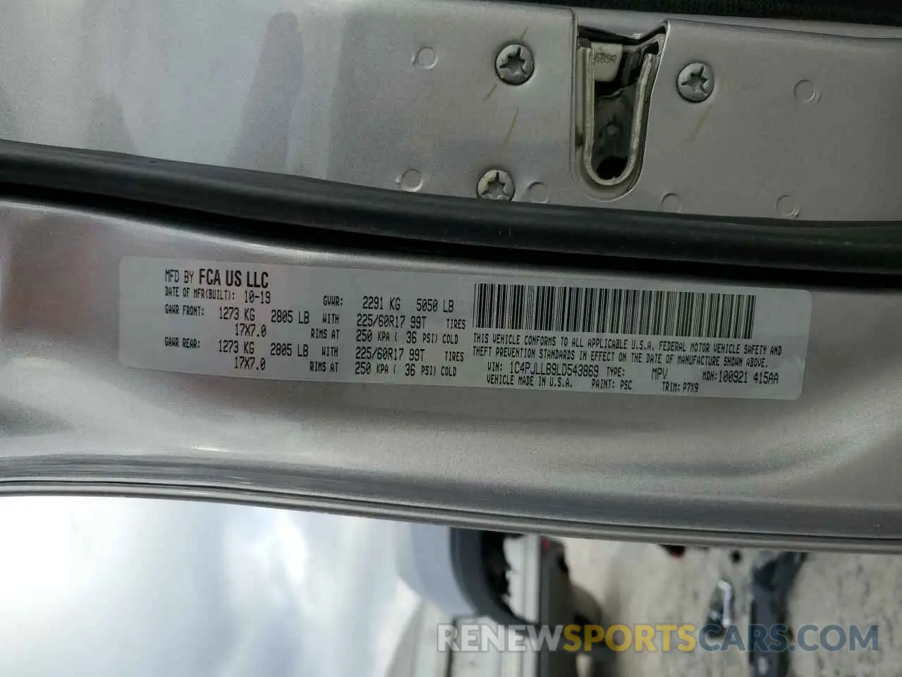 13 Photograph of a damaged car 1C4PJLLB9LD543869 JEEP GRAND CHER 2020