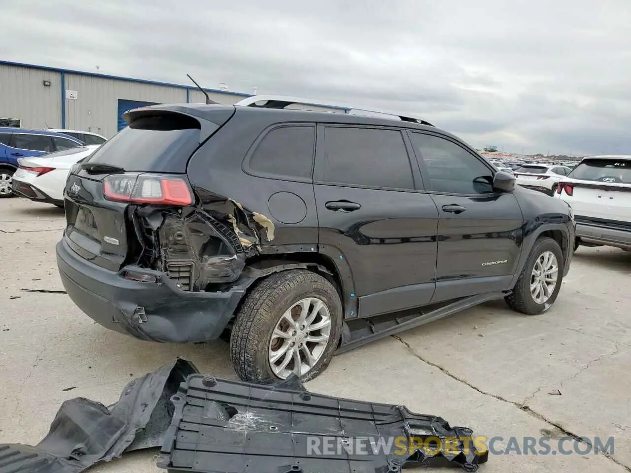 3 Photograph of a damaged car 1C4PJMCB6LD625404 JEEP GRAND CHER 2020