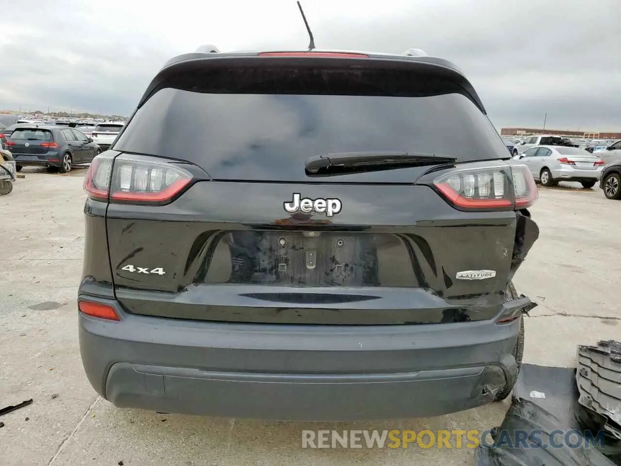 6 Photograph of a damaged car 1C4PJMCB6LD625404 JEEP GRAND CHER 2020