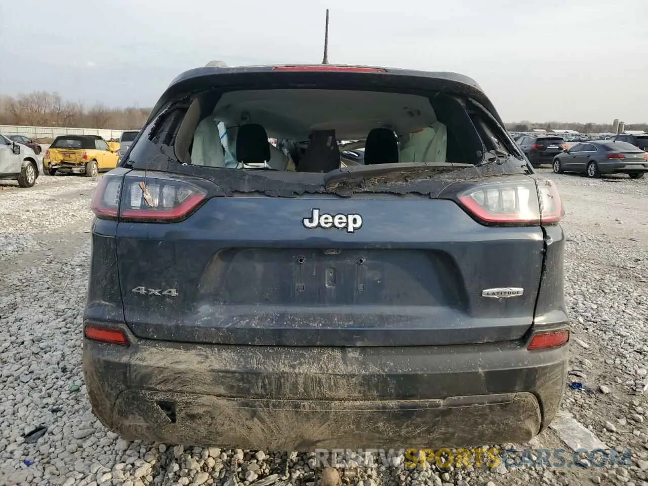 6 Photograph of a damaged car 1C4PJMCB6LD640520 JEEP GRAND CHER 2020