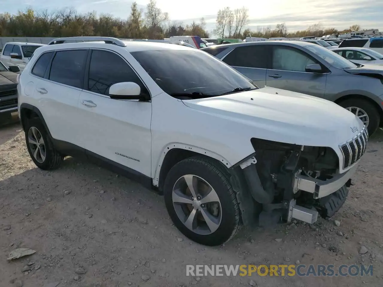 4 Photograph of a damaged car 1C4PJMDX9LD561840 JEEP GRAND CHER 2020