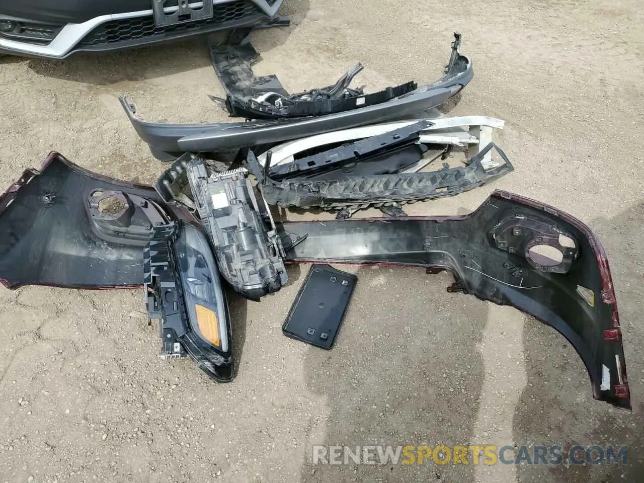 13 Photograph of a damaged car 1C4PJMDX9LD568898 JEEP GRAND CHER 2020
