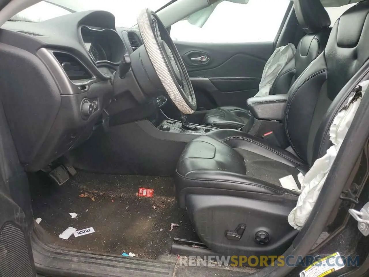7 Photograph of a damaged car 1C4PJMLB0LD545502 JEEP GRAND CHER 2020