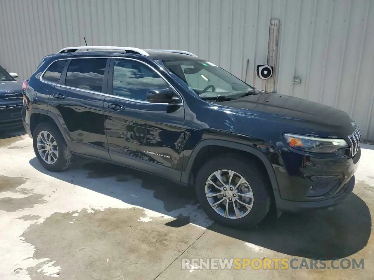4 Photograph of a damaged car 1C4PJMLB1LD549199 JEEP GRAND CHER 2020