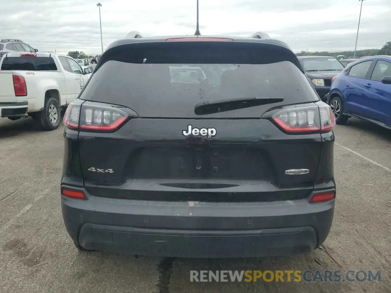 6 Photograph of a damaged car 1C4PJMLB3LD530685 JEEP GRAND CHER 2020