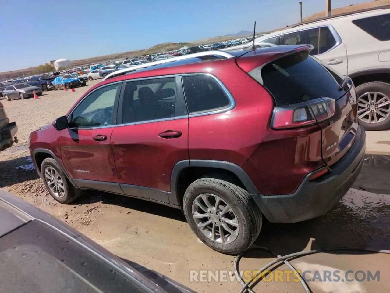 2 Photograph of a damaged car 1C4PJMLB3LD569499 JEEP GRAND CHER 2020