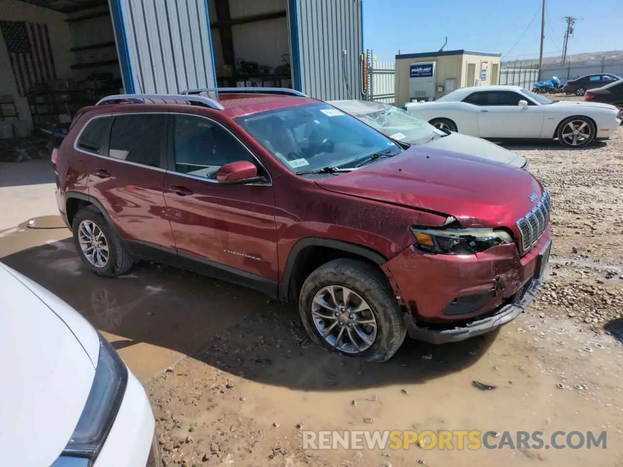 4 Photograph of a damaged car 1C4PJMLB3LD569499 JEEP GRAND CHER 2020