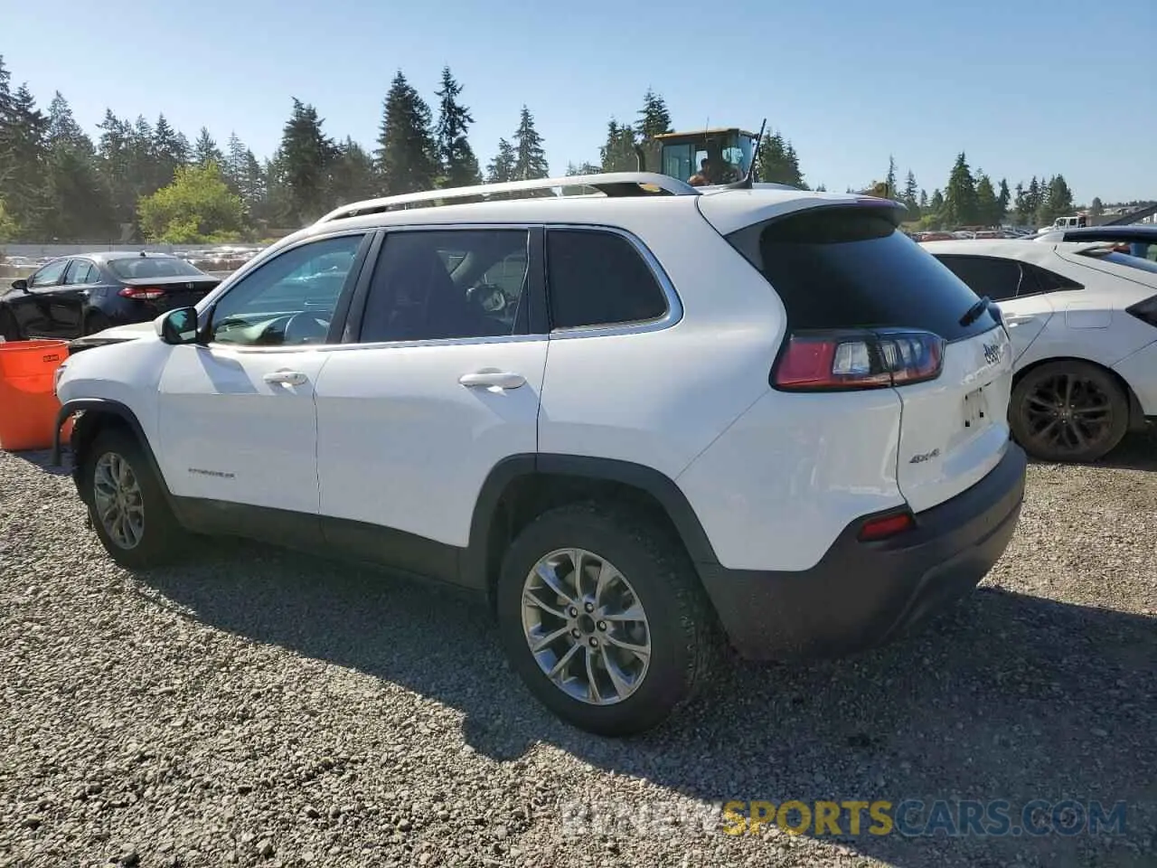 2 Photograph of a damaged car 1C4PJMLB8LD569238 JEEP GRAND CHER 2020