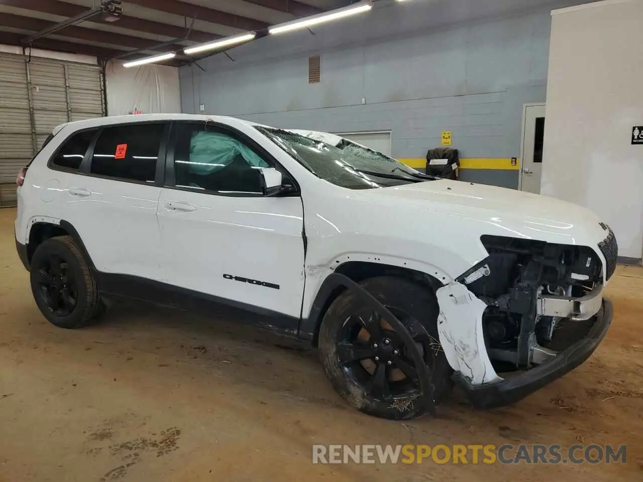 4 Photograph of a damaged car 1C4PJMLB9LD511896 JEEP GRAND CHER 2020