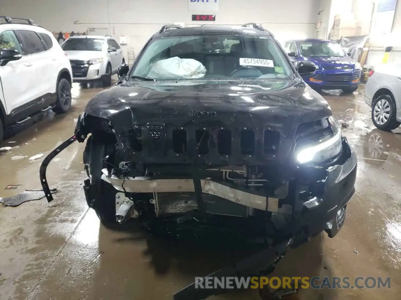 5 Photograph of a damaged car 1C4PJMLB9LD576053 JEEP GRAND CHER 2020