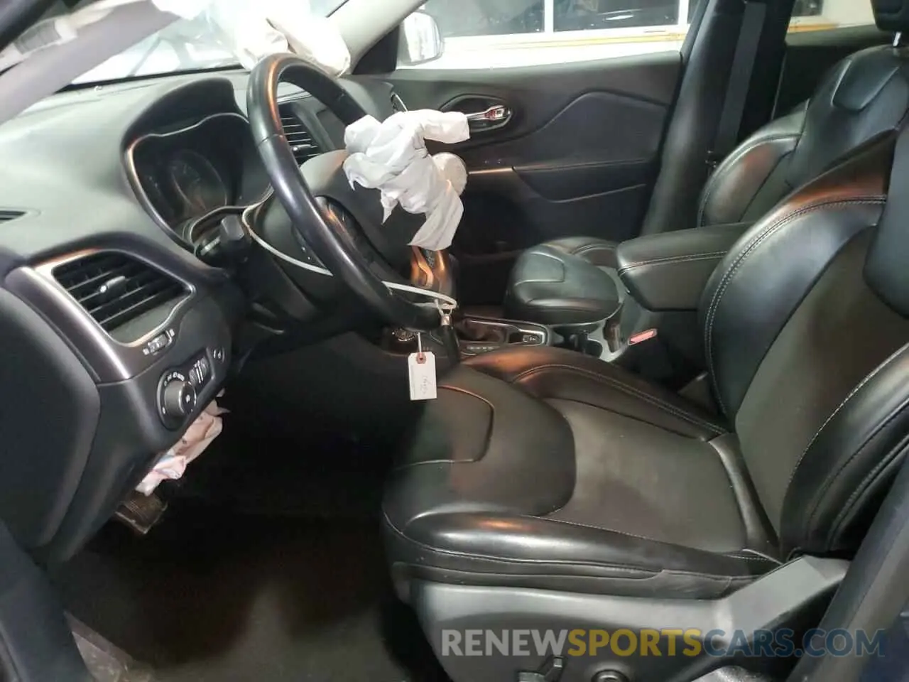 7 Photograph of a damaged car 1C4PJMLN5LD553329 JEEP GRAND CHER 2020