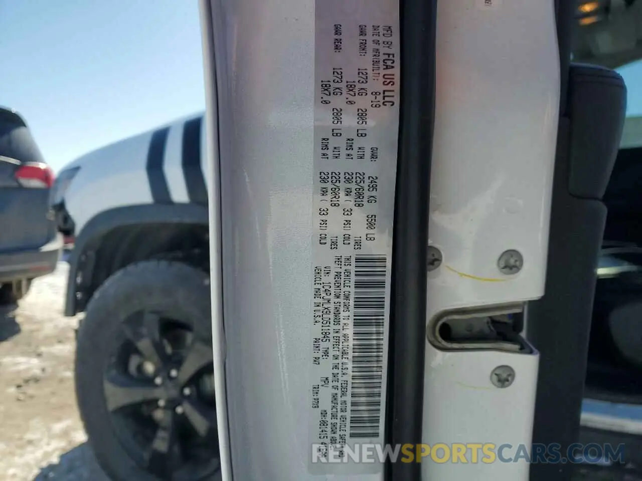 16 Photograph of a damaged car 1C4PJMLX9LD511845 JEEP GRAND CHER 2020