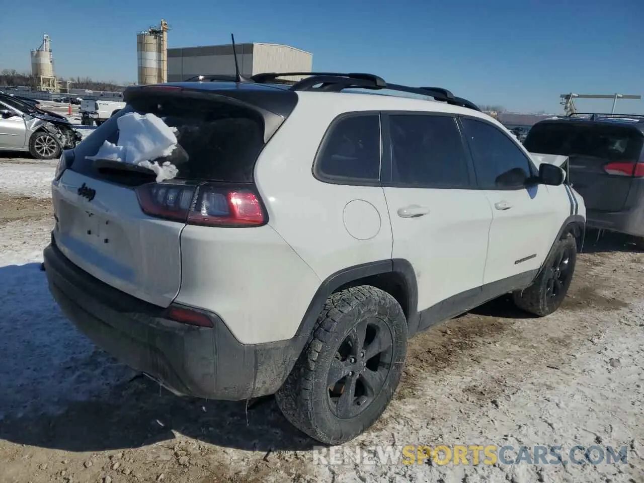 3 Photograph of a damaged car 1C4PJMLX9LD511845 JEEP GRAND CHER 2020