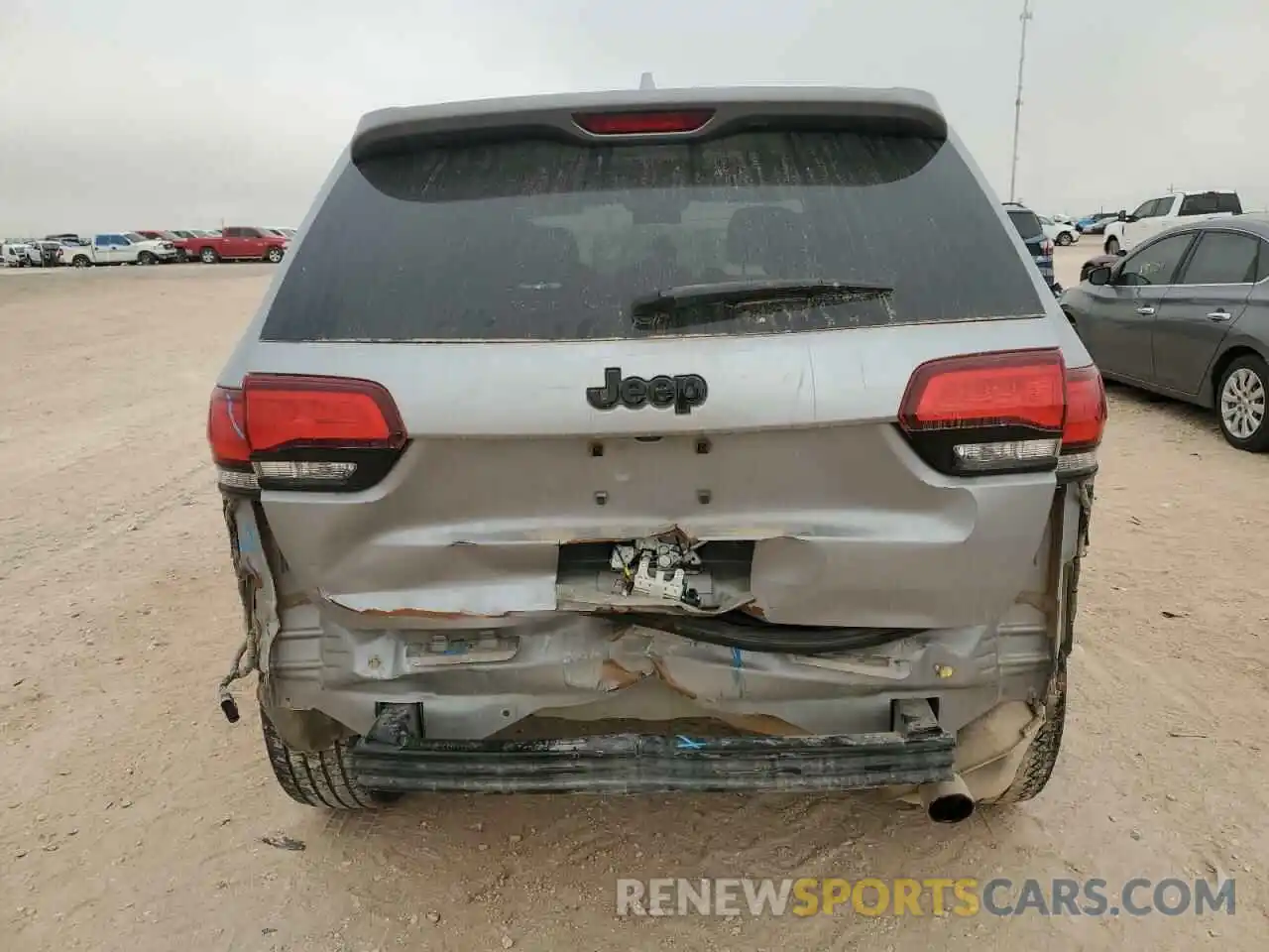 6 Photograph of a damaged car 1C4RJEAG3LC128569 JEEP GRAND CHER 2020