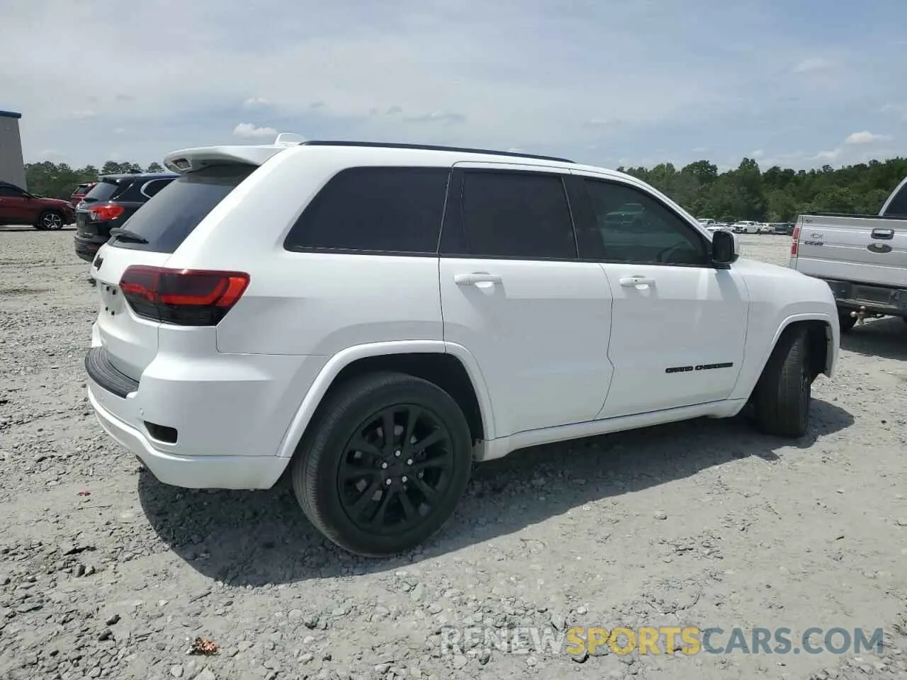 3 Photograph of a damaged car 1C4RJEAG6LC129022 JEEP GRAND CHER 2020