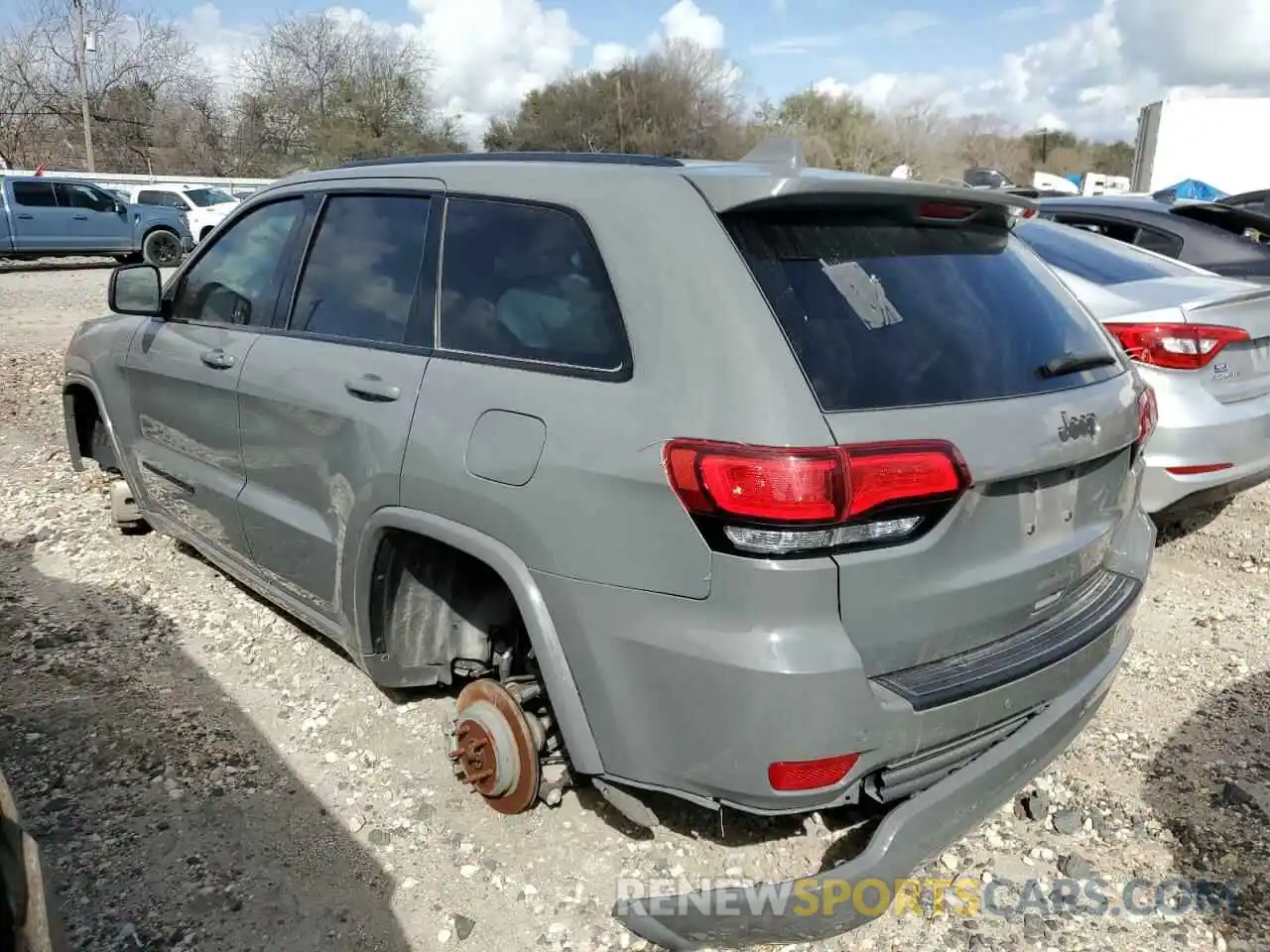 2 Photograph of a damaged car 1C4RJEAG8LC246536 JEEP GRAND CHER 2020