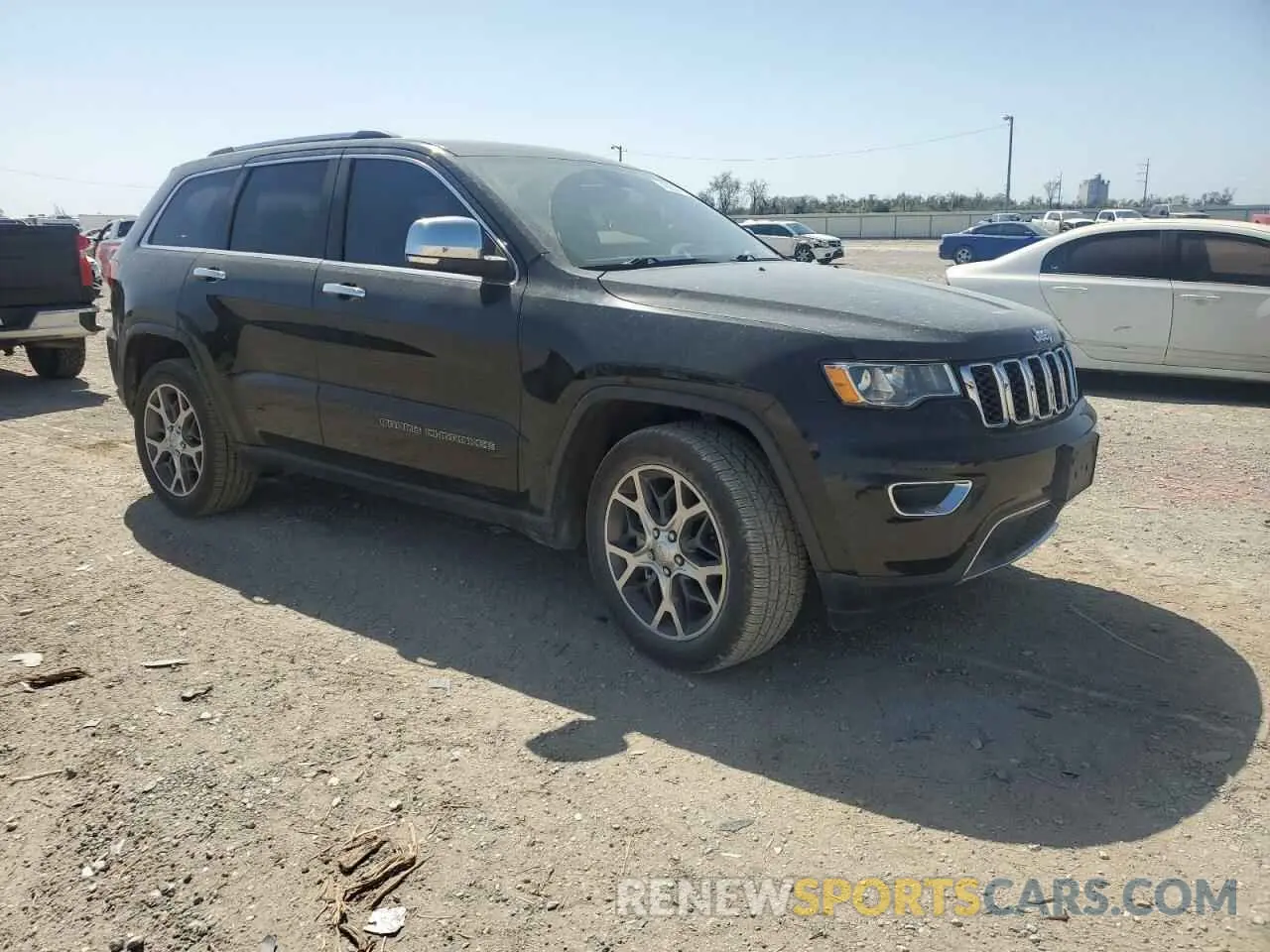 4 Photograph of a damaged car 1C4RJEBG9LC113072 JEEP GRAND CHER 2020