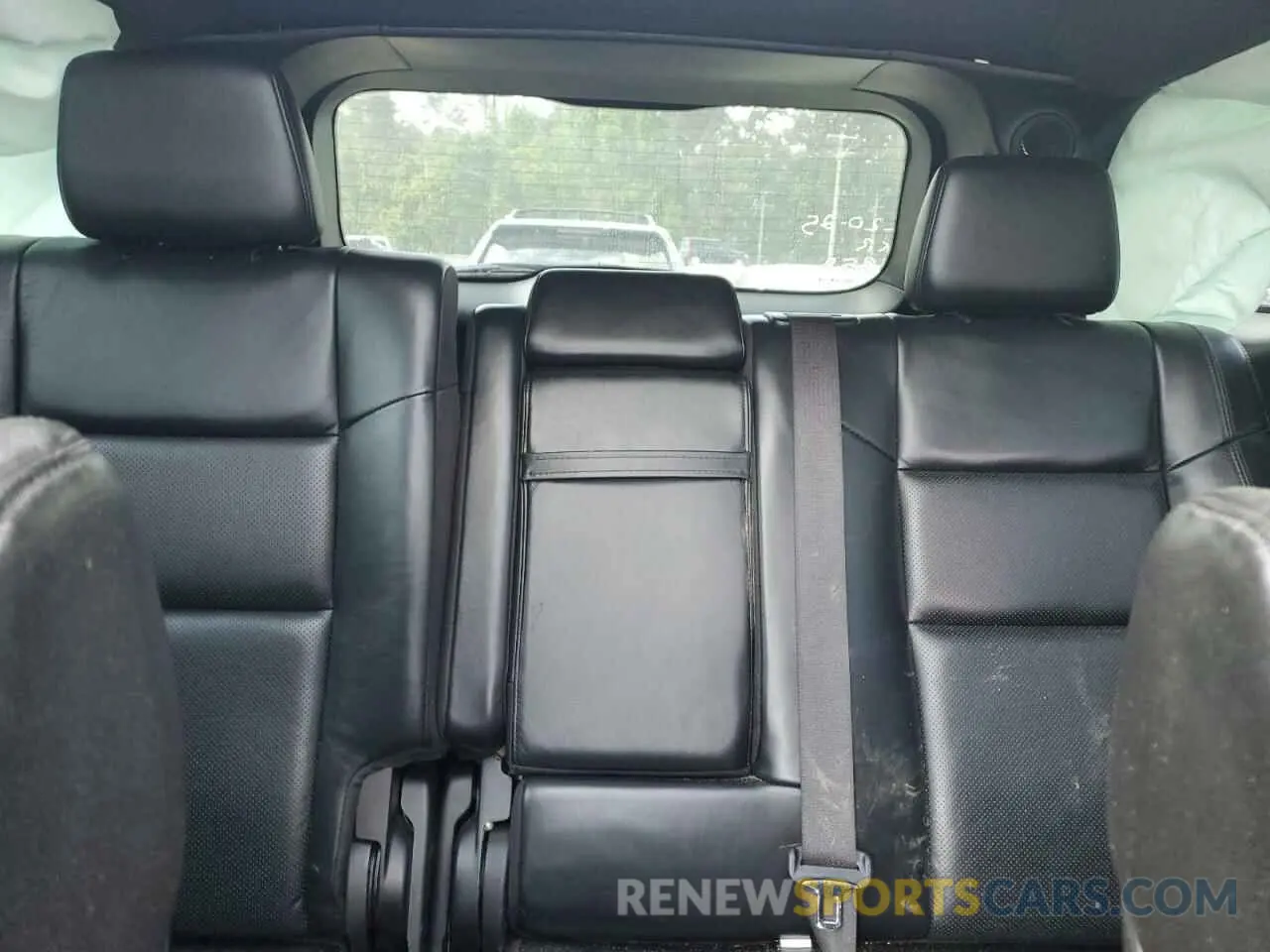 10 Photograph of a damaged car 1C4RJEBG9LC201958 JEEP GRAND CHER 2020
