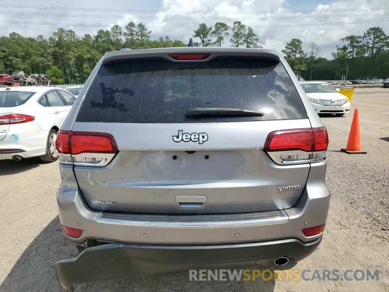 6 Photograph of a damaged car 1C4RJEBG9LC201958 JEEP GRAND CHER 2020