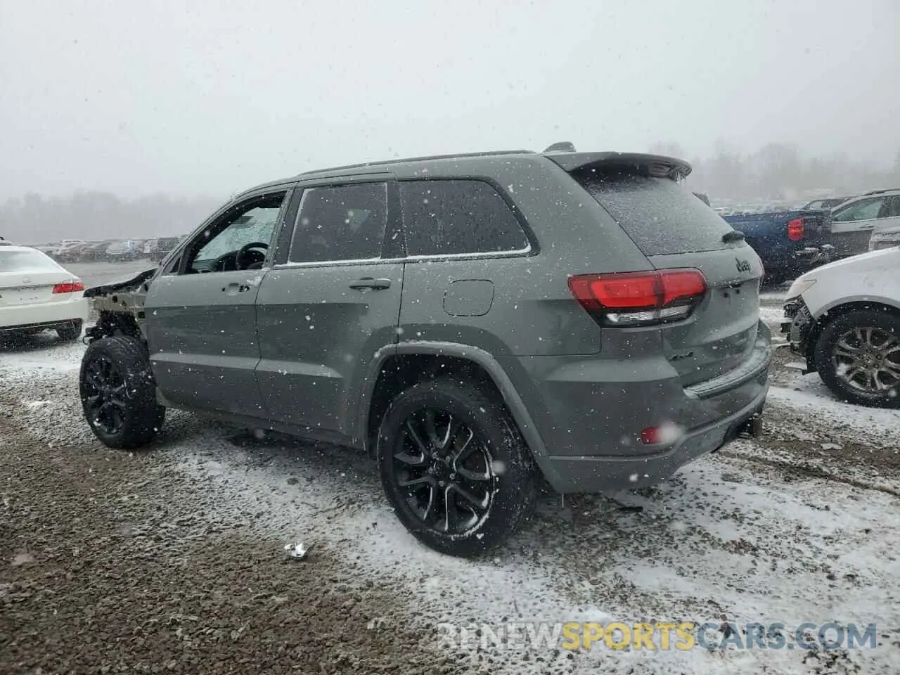 2 Photograph of a damaged car 1C4RJFAG0LC250392 JEEP GRAND CHER 2020