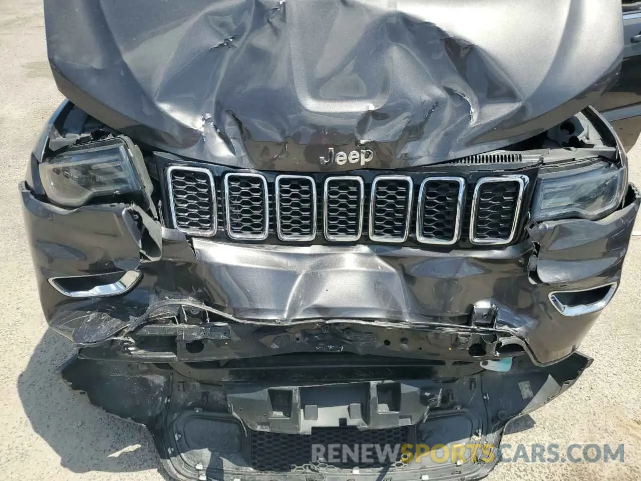12 Photograph of a damaged car 1C4RJFAG0LC328069 JEEP GRAND CHER 2020