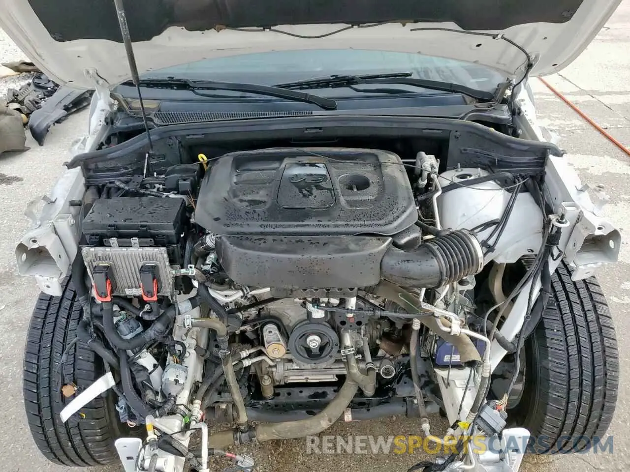 12 Photograph of a damaged car 1C4RJFAG0LC384349 JEEP GRAND CHER 2020