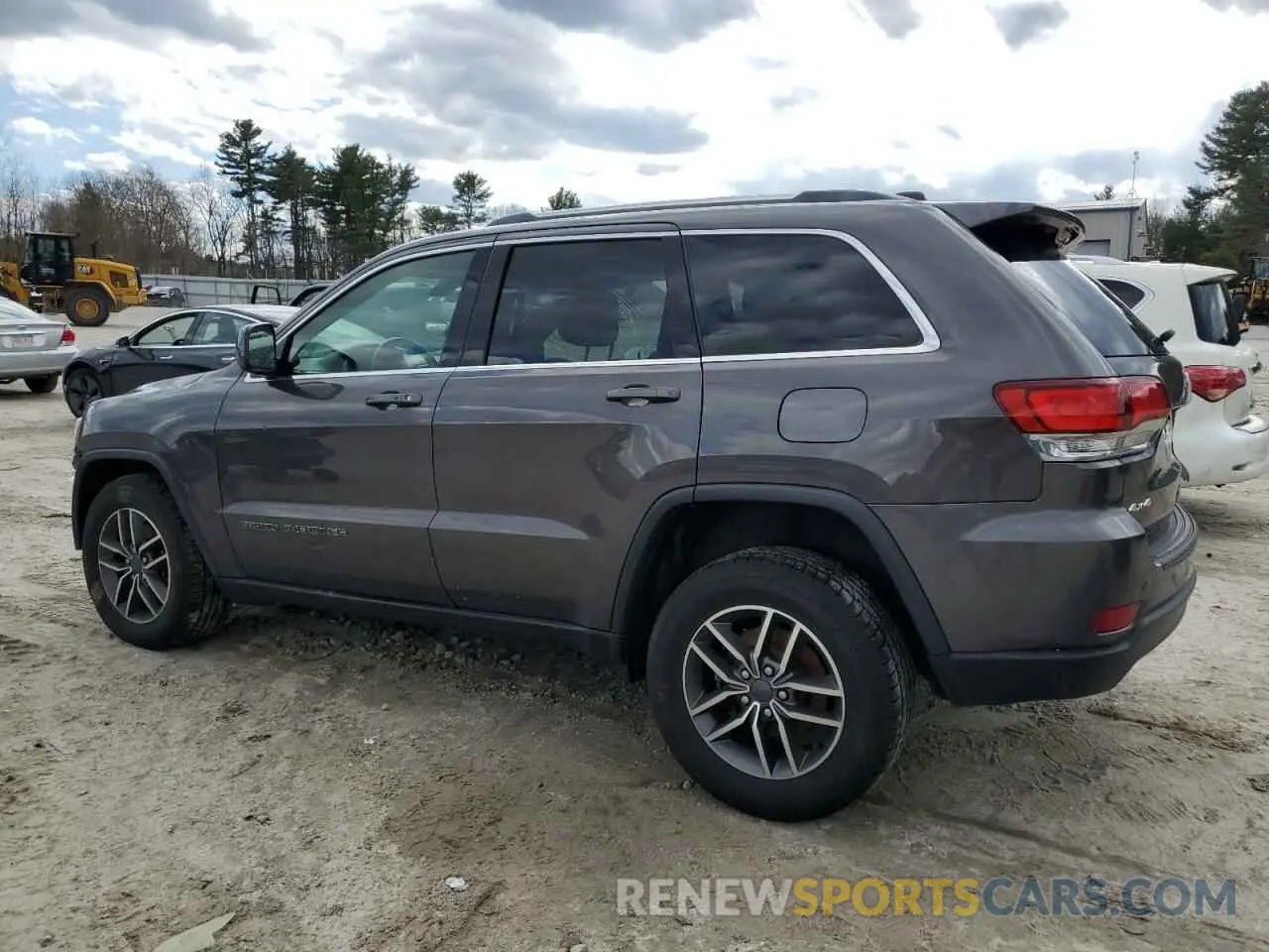 2 Photograph of a damaged car 1C4RJFAG4LC315227 JEEP GRAND CHER 2020