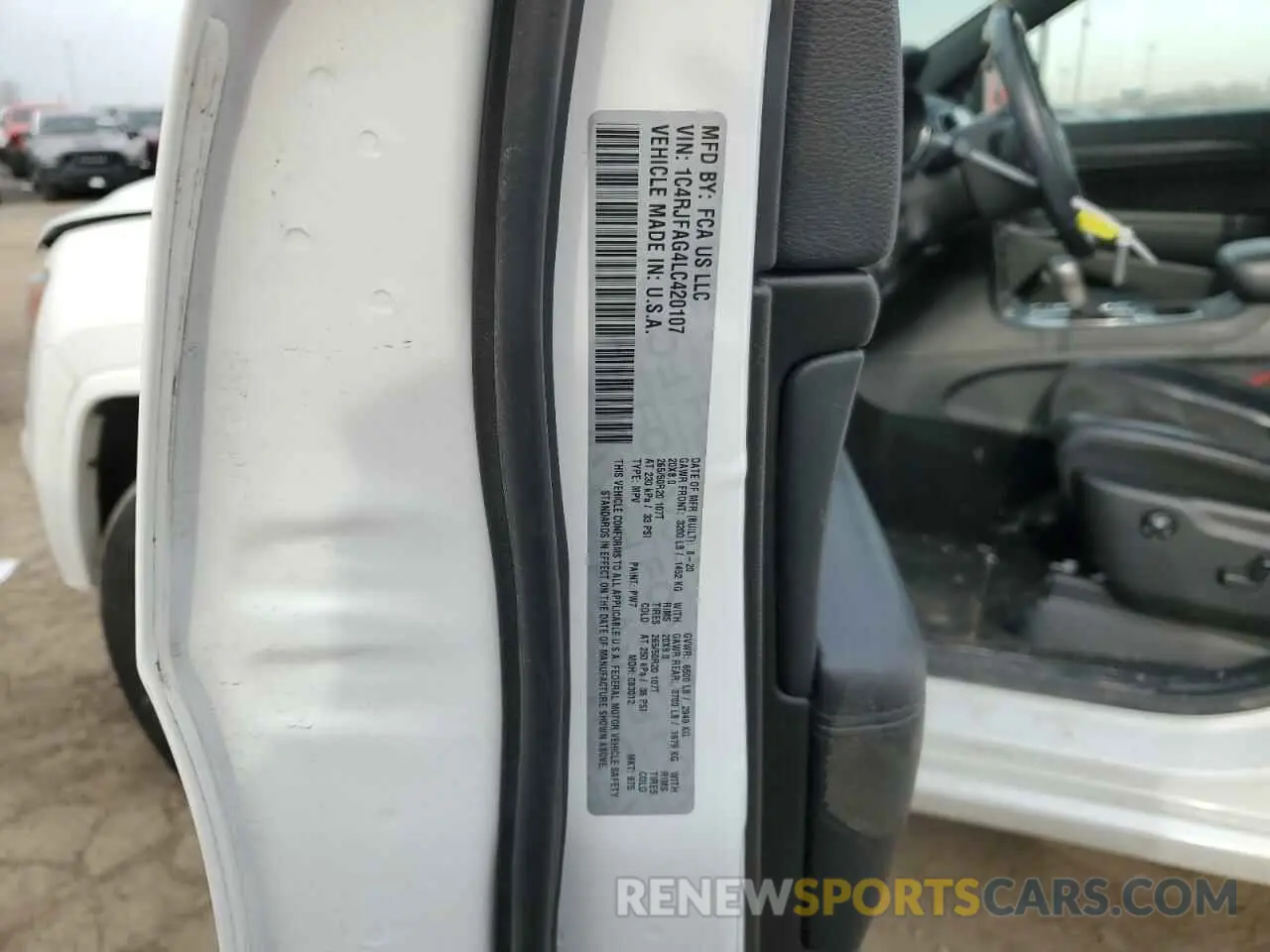 15 Photograph of a damaged car 1C4RJFAG4LC420107 JEEP GRAND CHER 2020