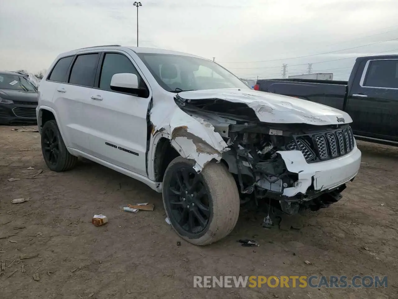 4 Photograph of a damaged car 1C4RJFAG4LC420107 JEEP GRAND CHER 2020