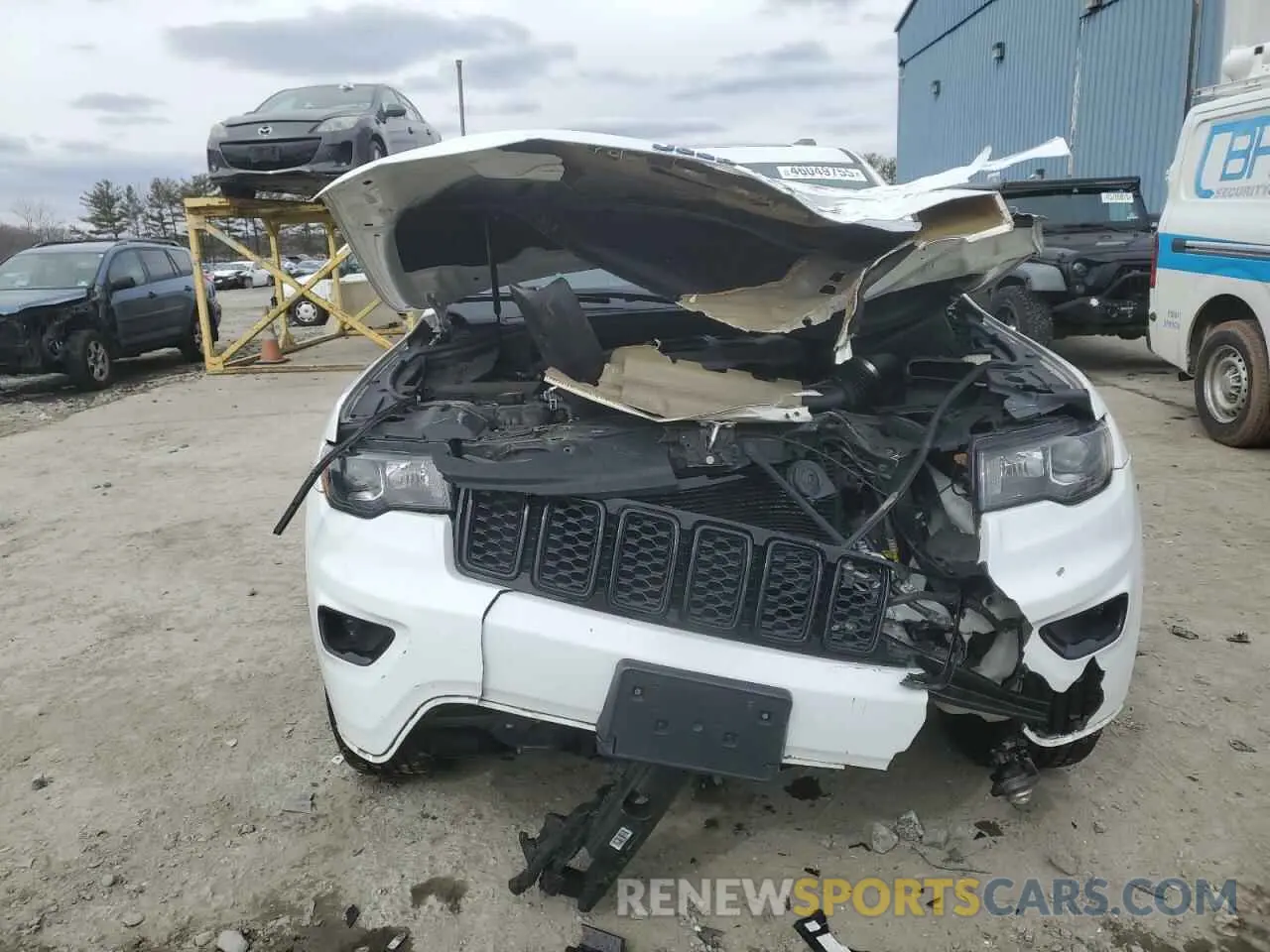 5 Photograph of a damaged car 1C4RJFAG5LC126408 JEEP GRAND CHER 2020