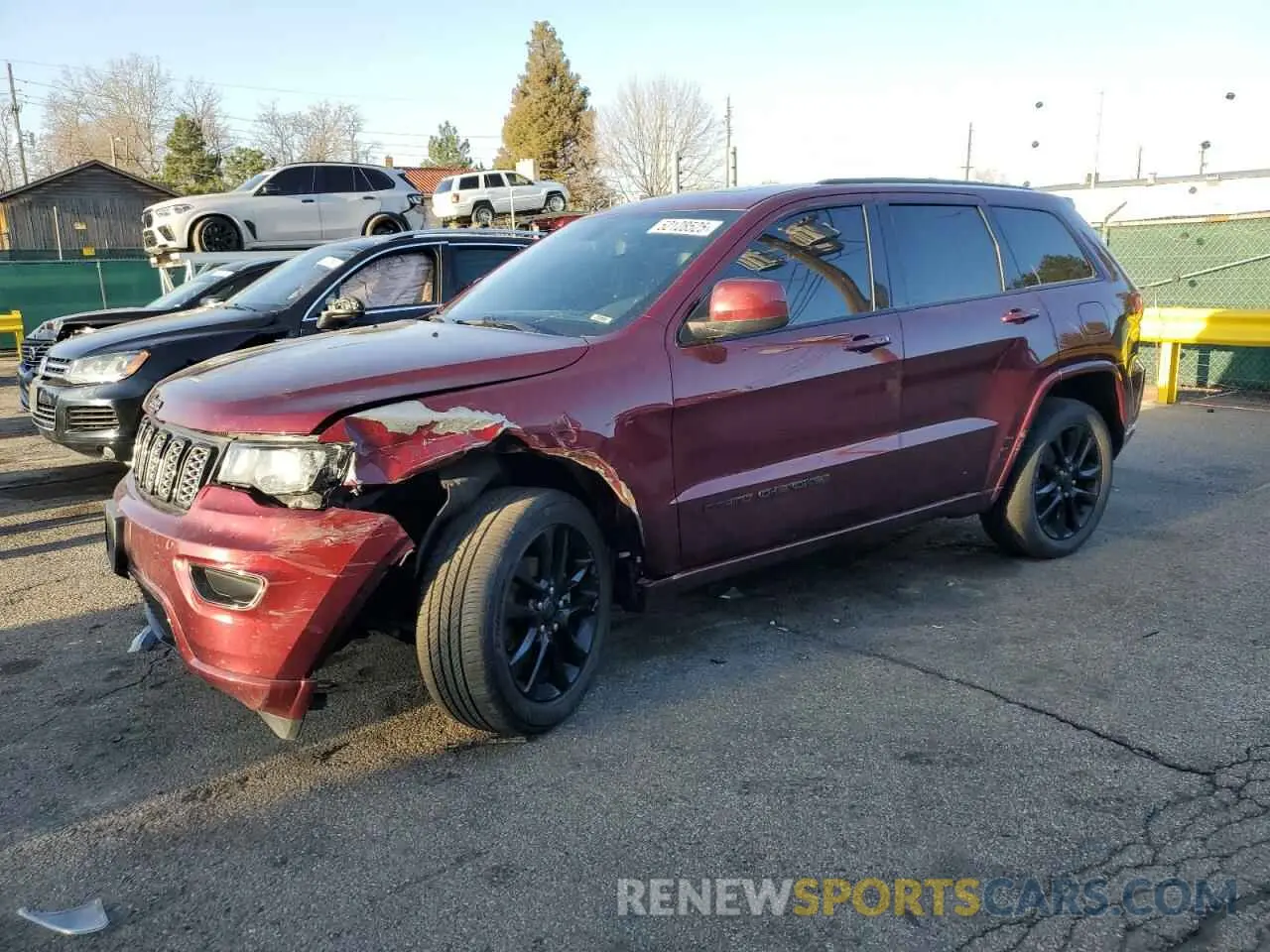 1 Photograph of a damaged car 1C4RJFAG8LC121686 JEEP GRAND CHER 2020