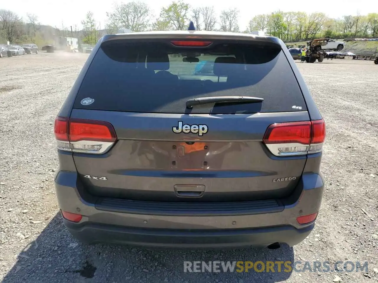 8 Photograph of a damaged car 1C4RJFAG8LC143137 JEEP GRAND CHER 2020