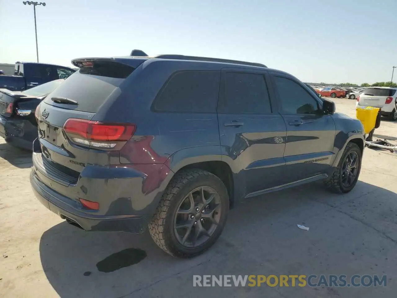 3 Photograph of a damaged car 1C4RJFBG1LC332288 JEEP GRAND CHER 2020