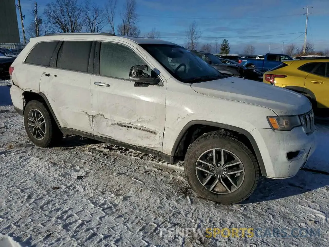 4 Photograph of a damaged car 1C4RJFBG2LC152074 JEEP GRAND CHER 2020