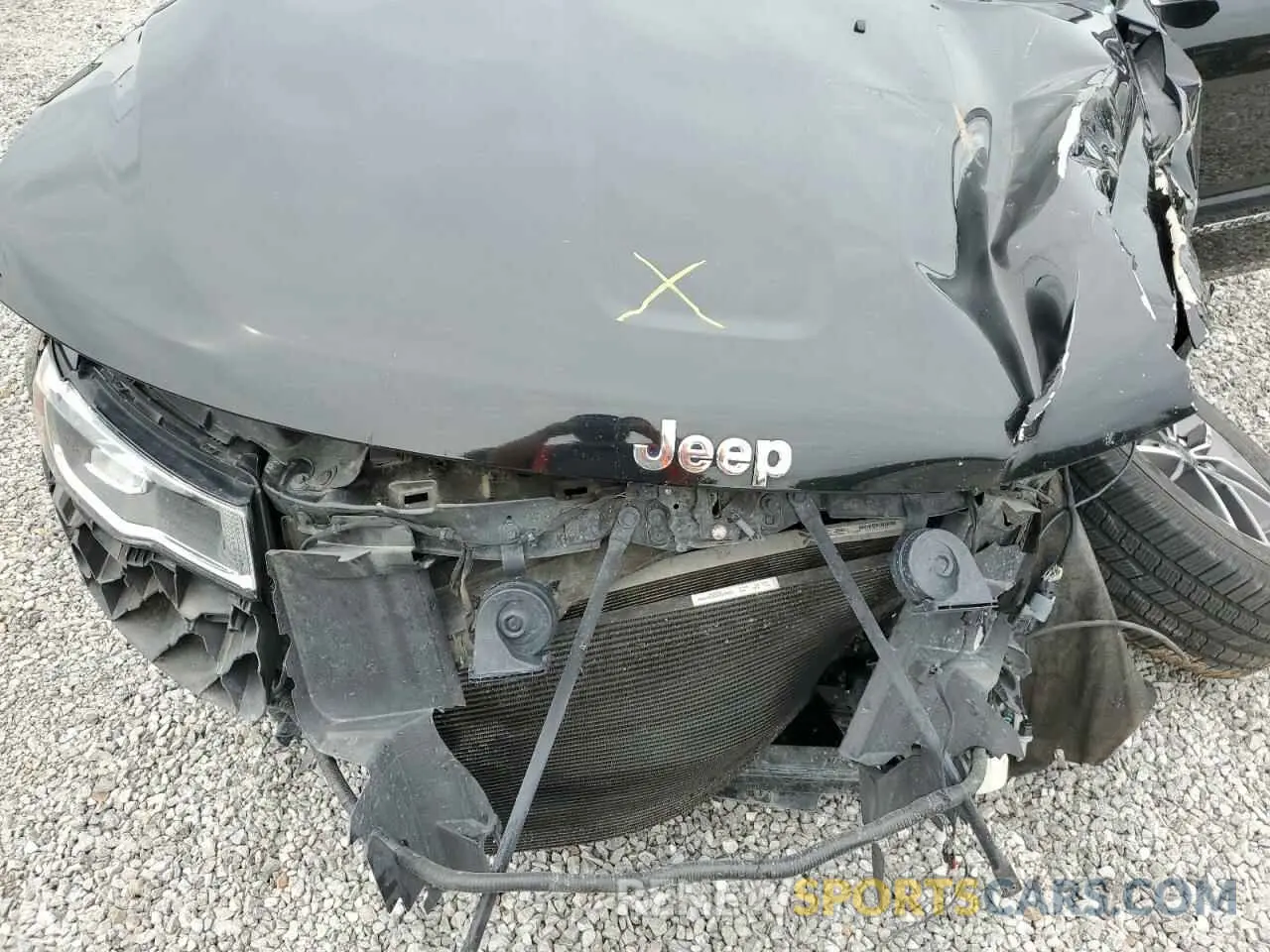 12 Photograph of a damaged car 1C4RJFBG2LC386814 JEEP GRAND CHER 2020