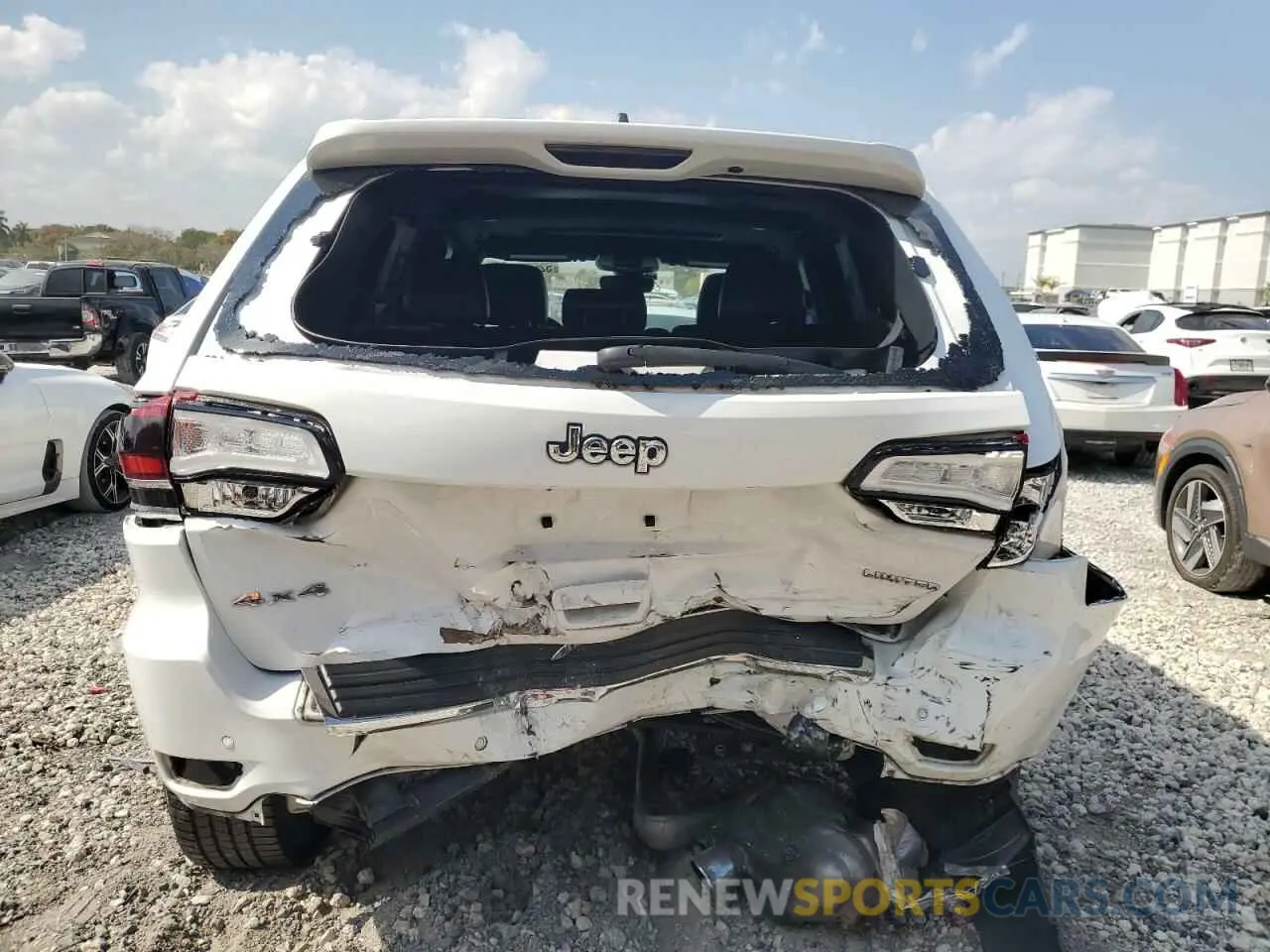 6 Photograph of a damaged car 1C4RJFBG3LC243127 JEEP GRAND CHER 2020