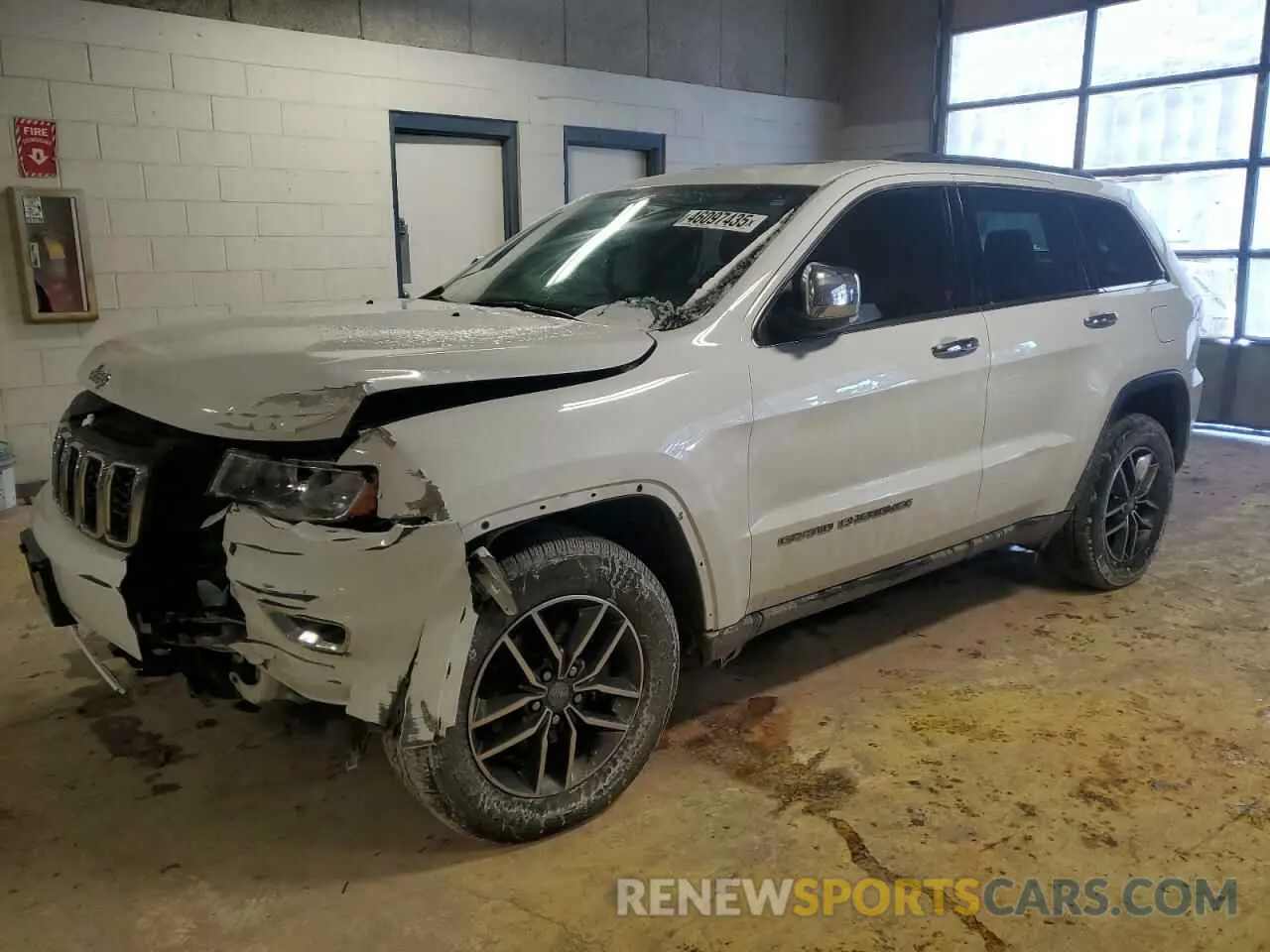 1 Photograph of a damaged car 1C4RJFBG3LC339775 JEEP GRAND CHER 2020