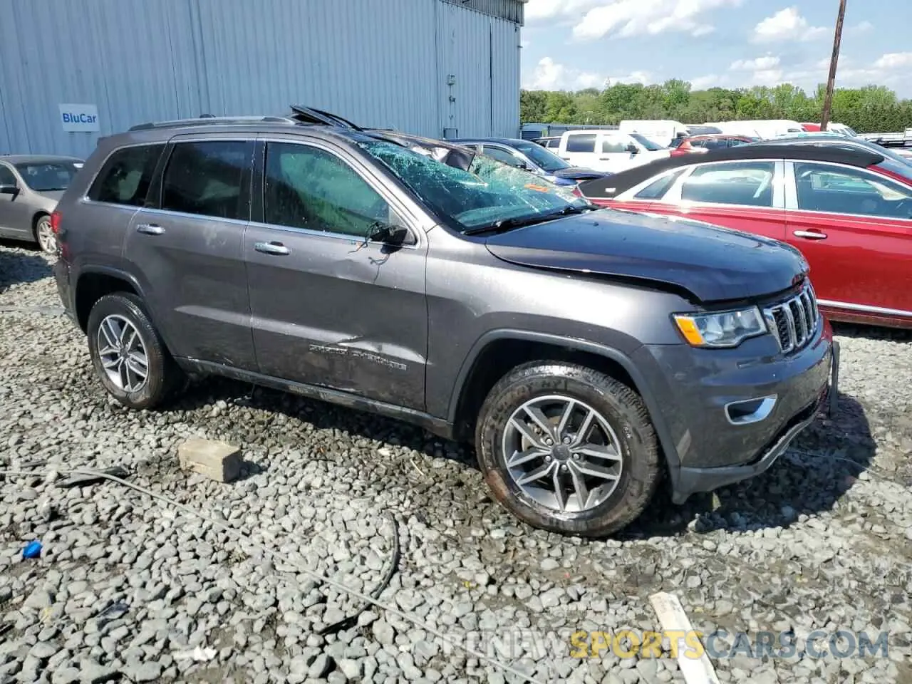 4 Photograph of a damaged car 1C4RJFBG4LC240964 JEEP GRAND CHER 2020