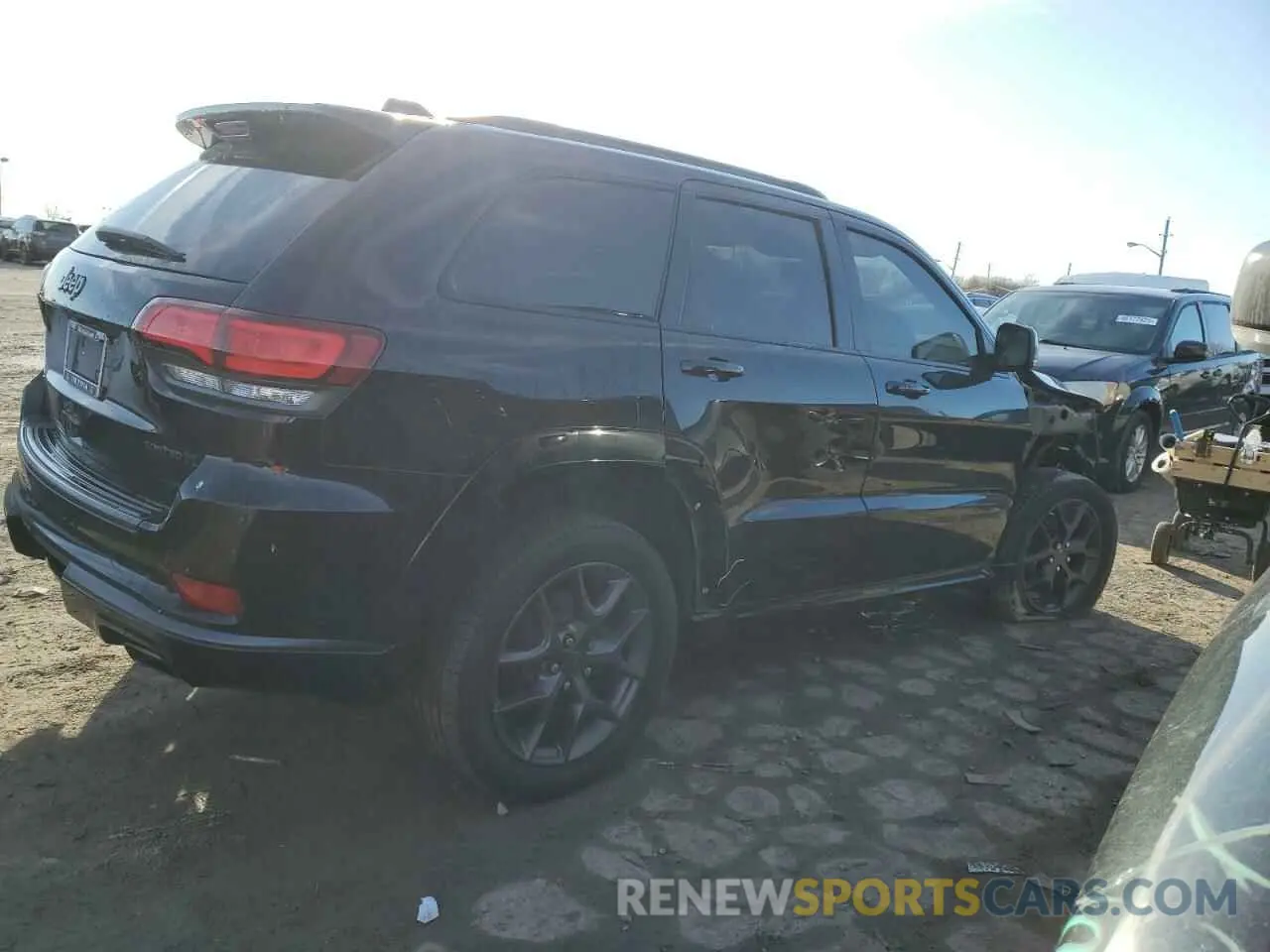 3 Photograph of a damaged car 1C4RJFBG5LC238625 JEEP GRAND CHER 2020