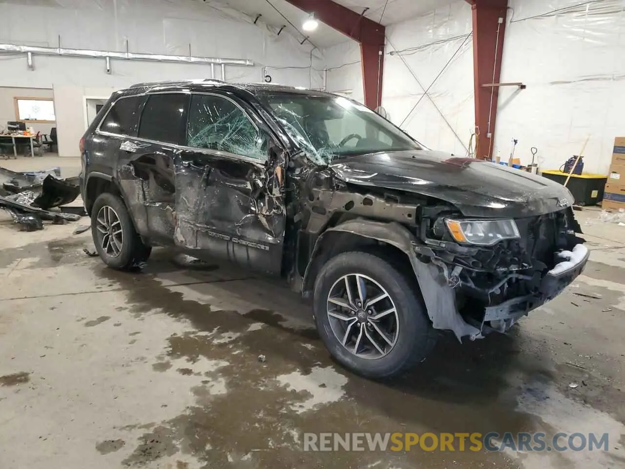 4 Photograph of a damaged car 1C4RJFBG6LC291270 JEEP GRAND CHER 2020