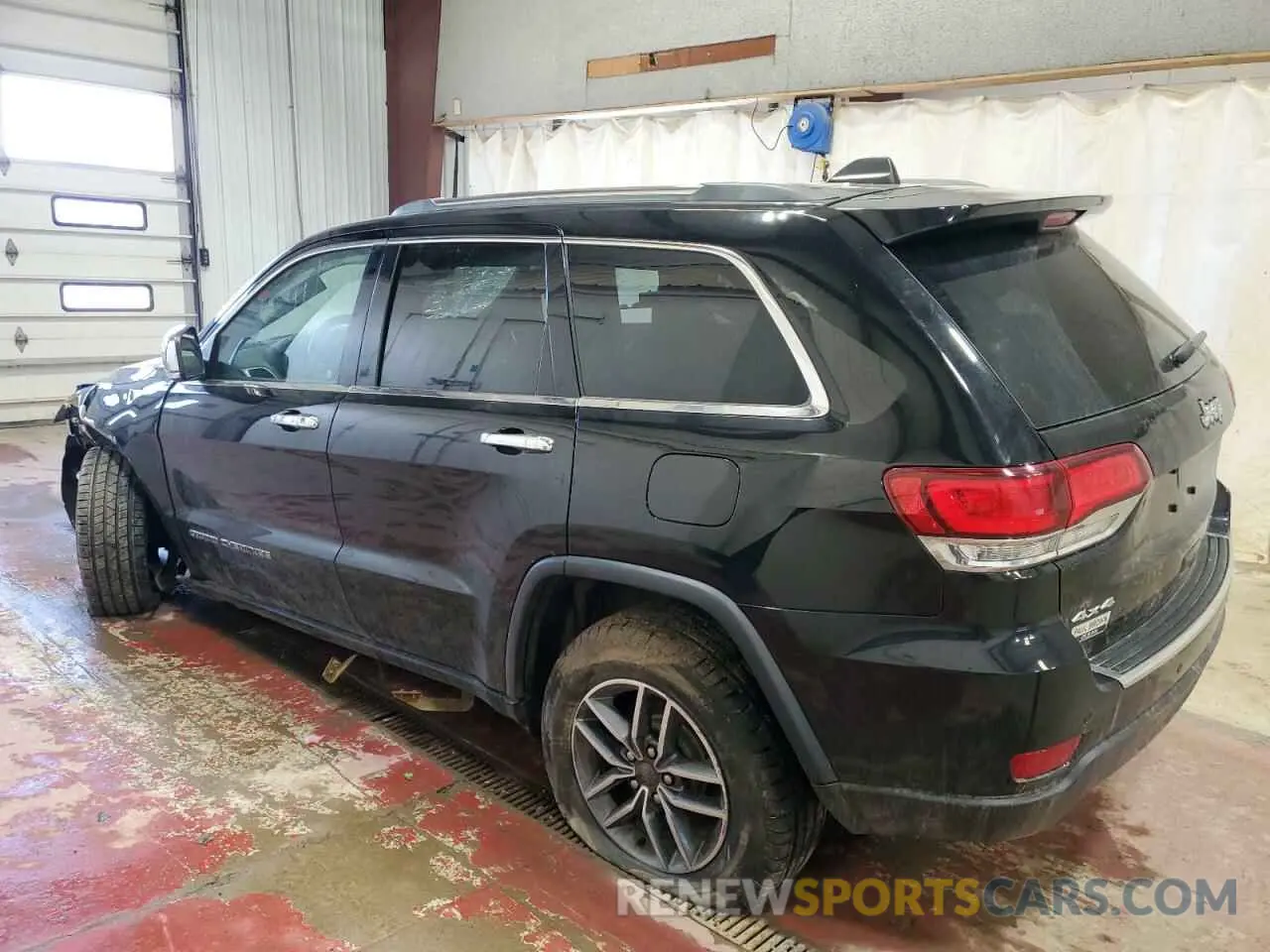 2 Photograph of a damaged car 1C4RJFBG7LC111813 JEEP GRAND CHER 2020