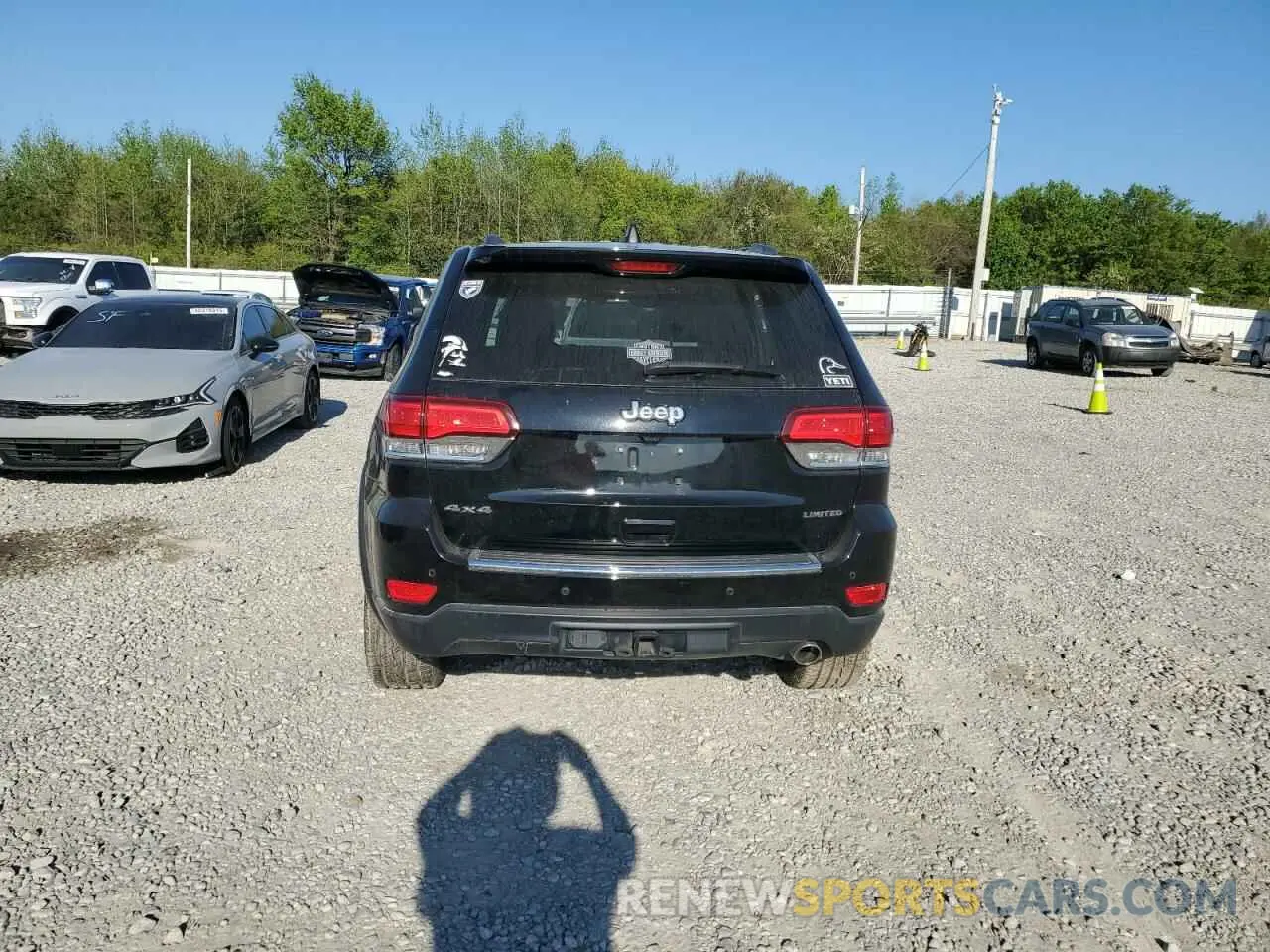 6 Photograph of a damaged car 1C4RJFBG7LC208493 JEEP GRAND CHER 2020