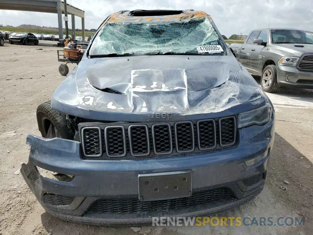 5 Photograph of a damaged car 1C4RJFBG9LC361537 JEEP GRAND CHER 2020