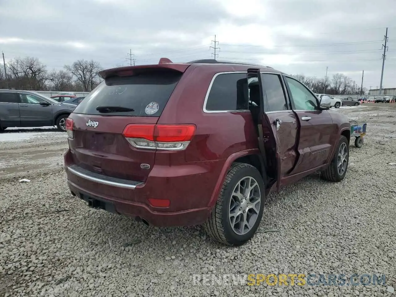 3 Photograph of a damaged car 1C4RJFCG2LC327390 JEEP GRAND CHER 2020