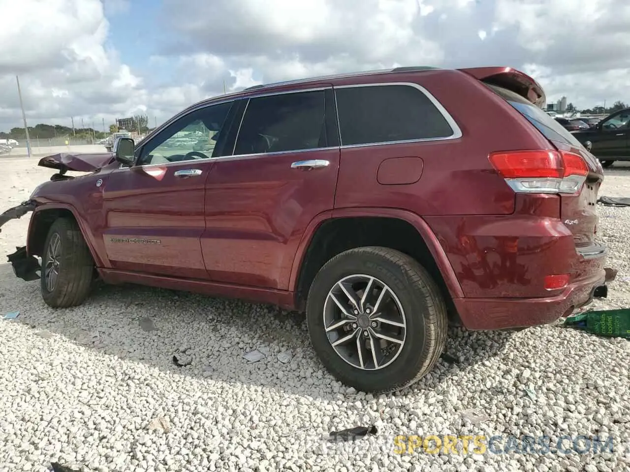 2 Photograph of a damaged car 1C4RJFCGXLC204095 JEEP GRAND CHER 2020